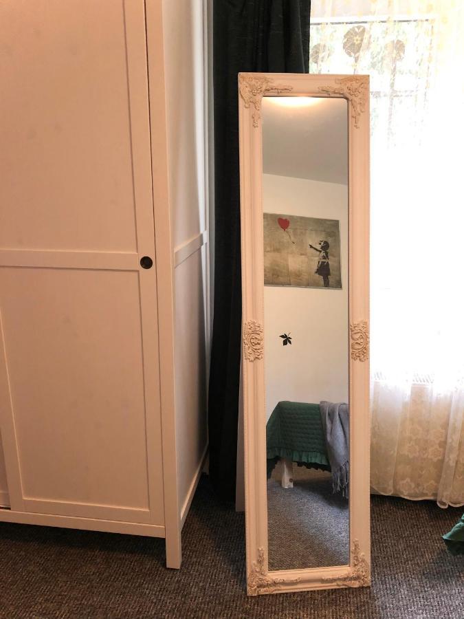 Jodla I Modrzew Apartment เยเลเนียกูรา ภายนอก รูปภาพ