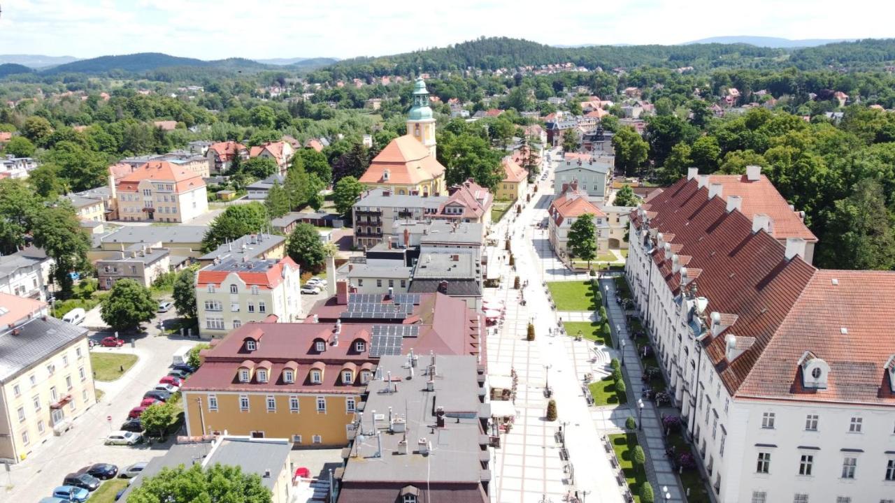 Jodla I Modrzew Apartment เยเลเนียกูรา ภายนอก รูปภาพ